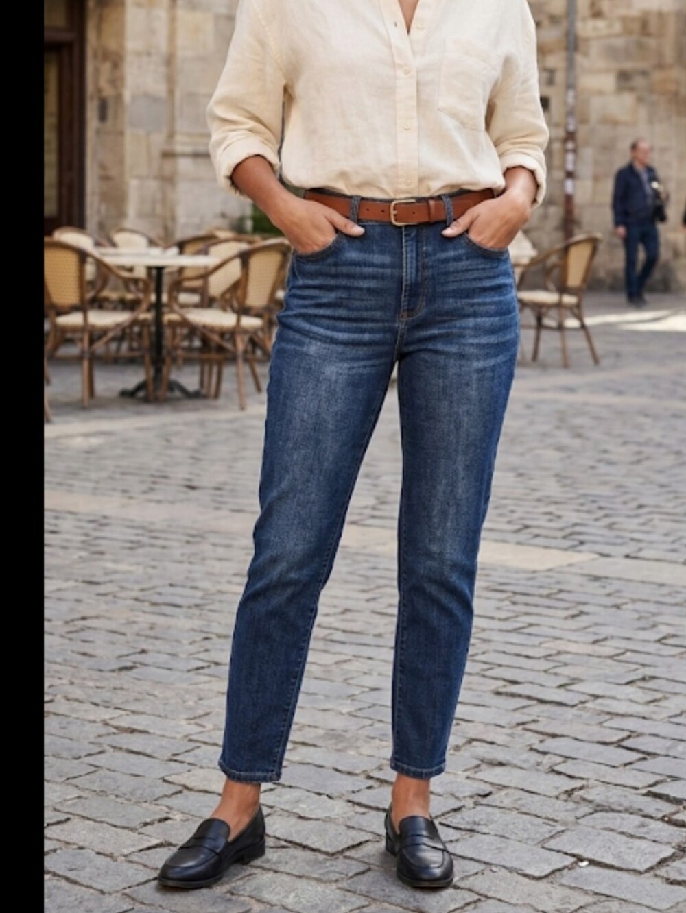 Ceros women's high-rise, relaxed fit Tapered denim jeans, size 28.
